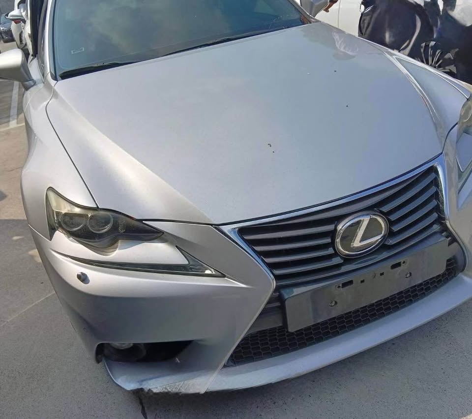 Lexus IS250 整車拆賣 二手零件照片 - Orange Garage