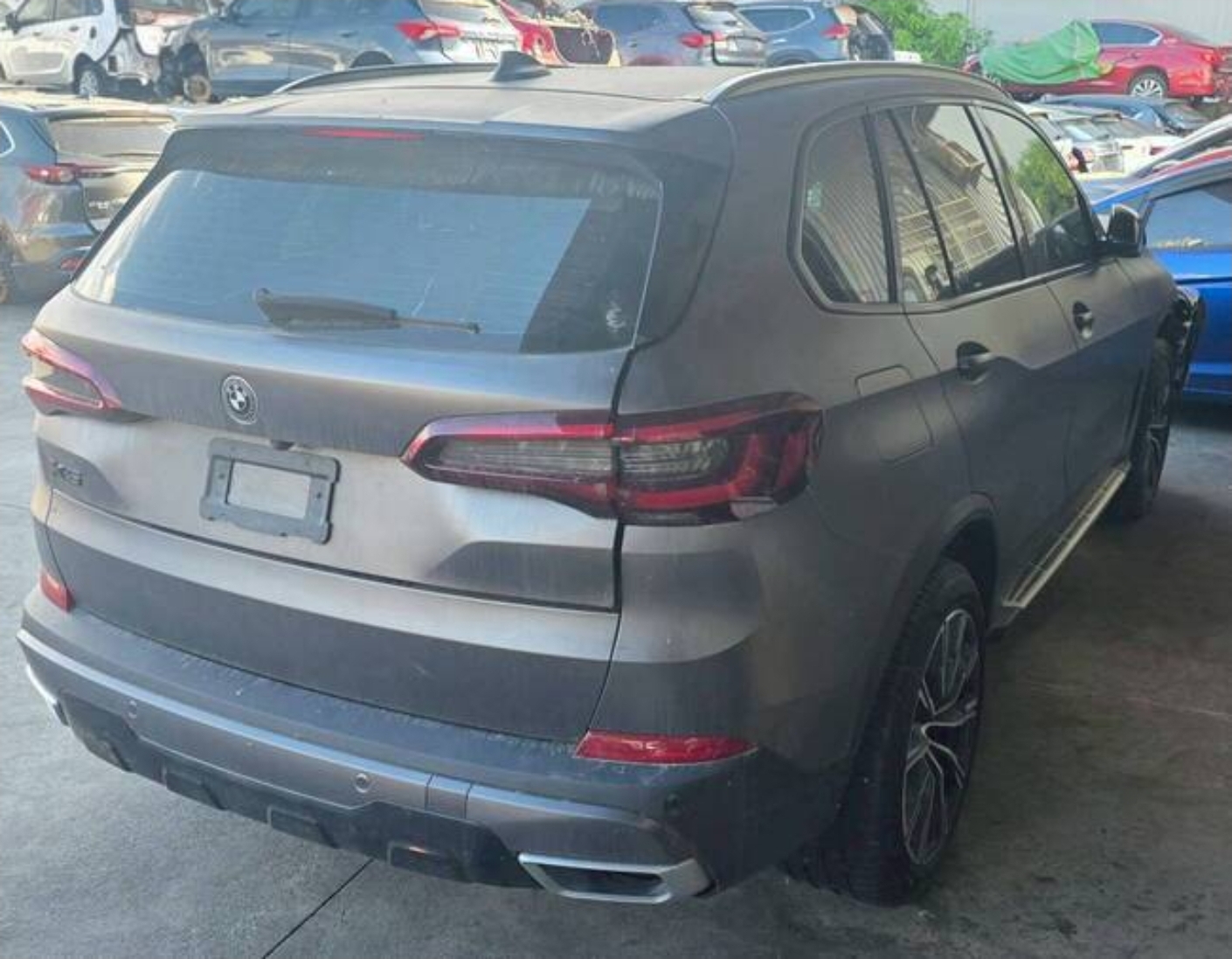 BMW X5 25d 整車拆賣 二手零件照片 - Orange Garage