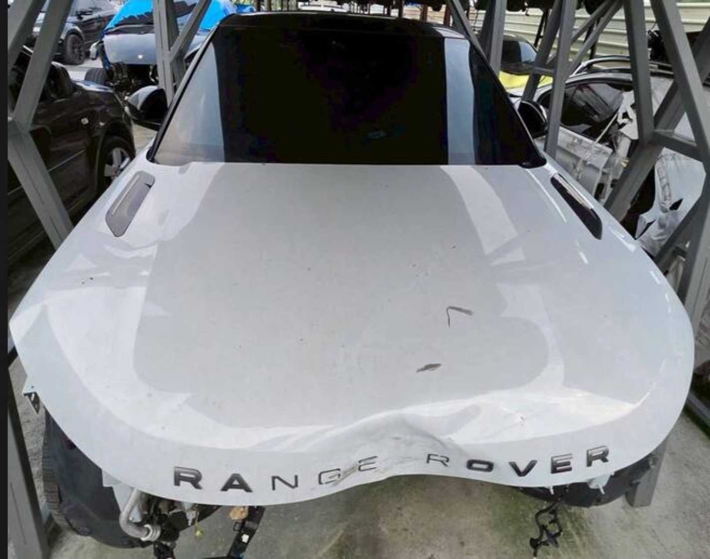 Land Rover Range Rover Evoque P200 整車拆賣 二手零件照片 - Orange Garage