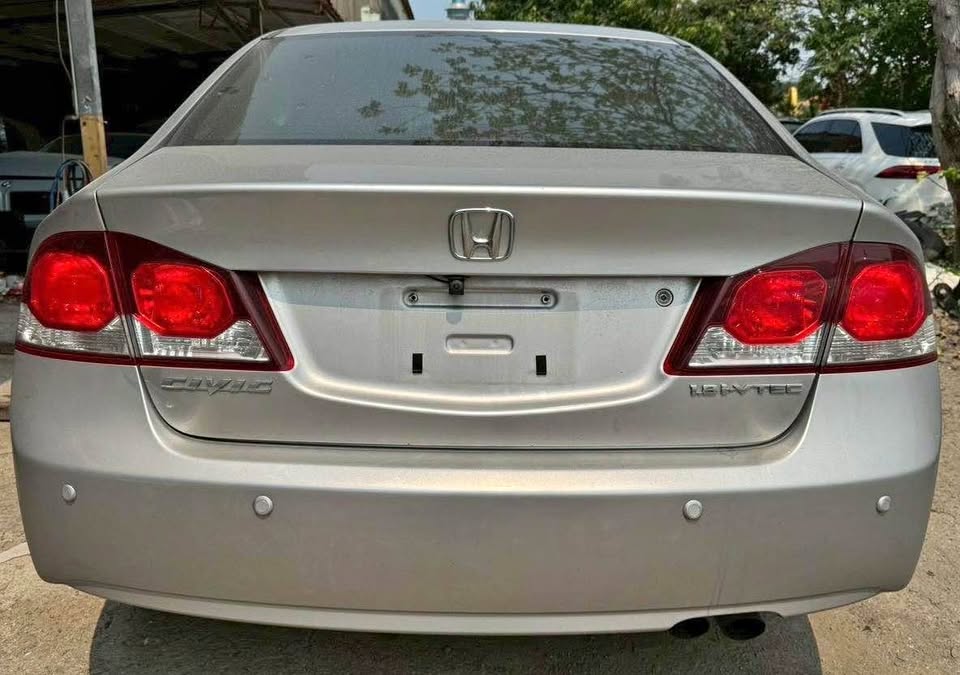 Honda Civic 1.8 整車拆賣 二手零件照片 - Orange Garage