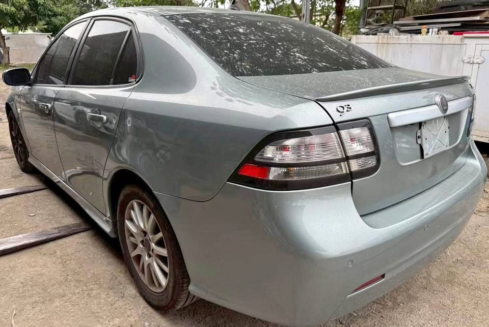 Saab 9-3 Sport Sedan 整車拆賣 二手零件照片 - Orange Garage