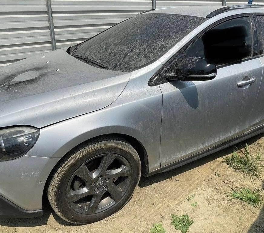 Volvo V40 Cross Country D2 整車拆賣 二手零件照片 - Orange Garage