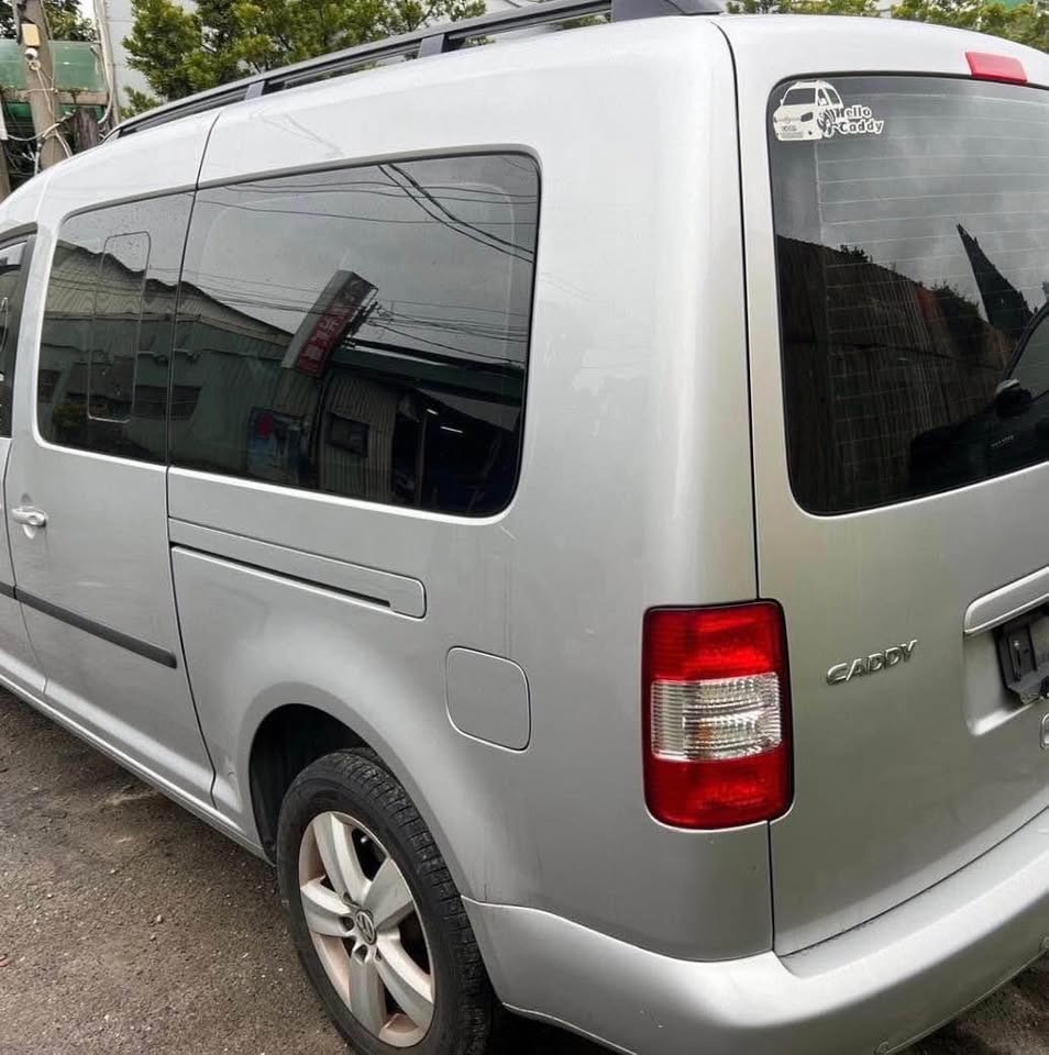 Volkswagen Caddy Maxi TDI 整車拆賣 二手零件照片 - Orange Garage