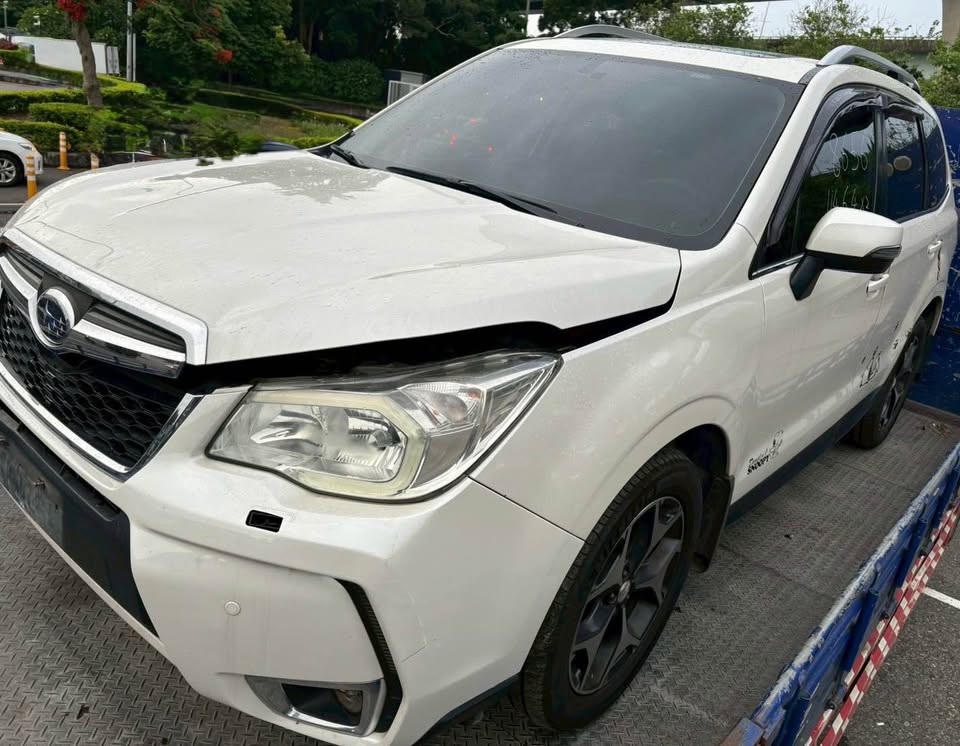 Subaru Forester 2.0 XT 整車拆賣 二手零件照片 - Orange Garage