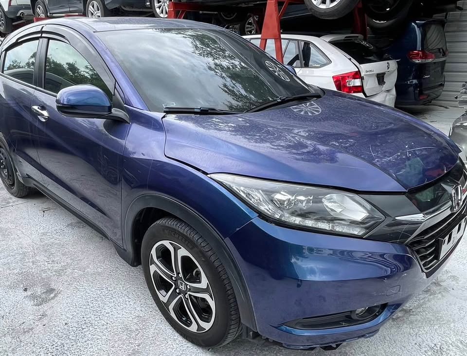 Honda HR-V 1.8 整車拆賣 二手零件照片 - Orange Garage
