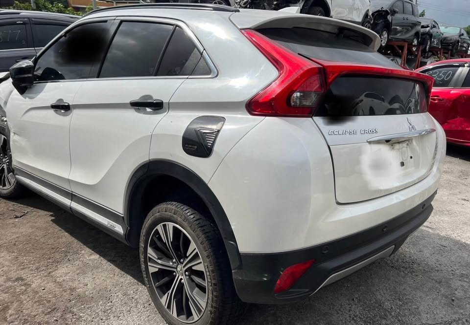 Mitsubishi Eclipse Cross 1.5 整車拆賣 二手零件照片 - Orange Garage