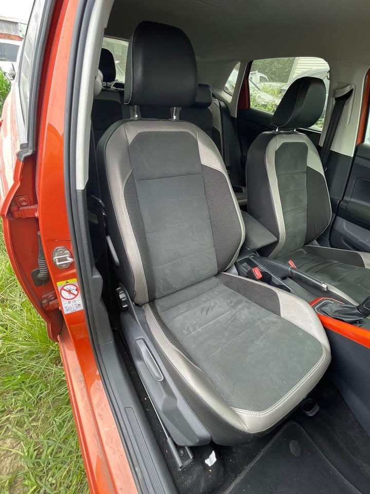 Volkswagen Polo 1.0 整車拆賣 二手零件照片 - Orange Garage