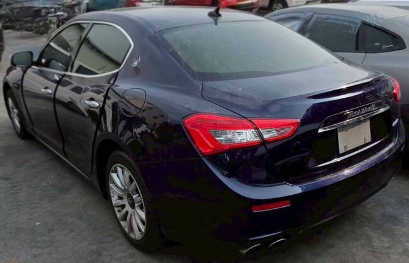 Maserati Ghibli 3.0 V6 整車拆賣 二手零件照片 - Orange Garage