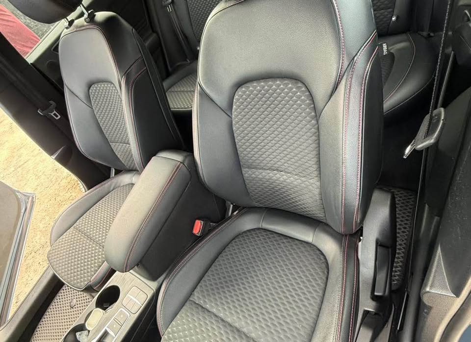 Ford Focus ST-Line 1.5 整車拆賣 二手零件照片 - Orange Garage