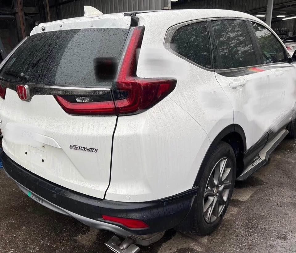 Honda CR-V 1.5 整車拆賣 二手零件照片 - Orange Garage