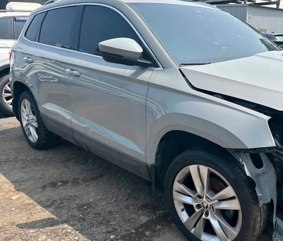 Škoda Karoq 1.5 TSI DSG 整車拆賣 二手零件照片 - Orange Garage