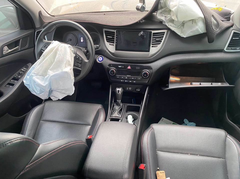 Hyundai Tucson 1.6 T-GDi Turbo 整車拆賣 二手零件照片 - Orange Garage