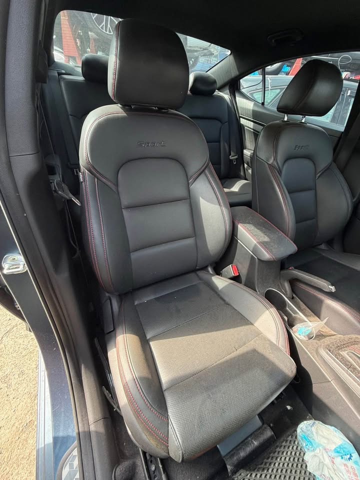 Mitsubishi Eclipse Cross 1.6 整車拆賣 二手零件照片 - Orange Garage