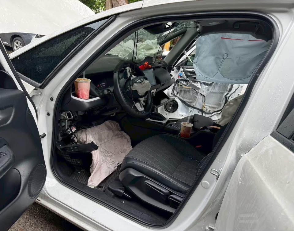 Honda Fit e:HEV 整車拆賣 二手零件照片 - Orange Garage