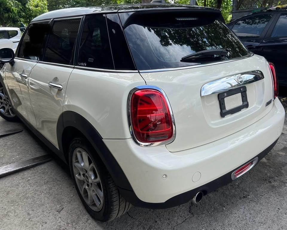 Mini Hatch 1.5 整車拆賣 二手零件照片 - Orange Garage