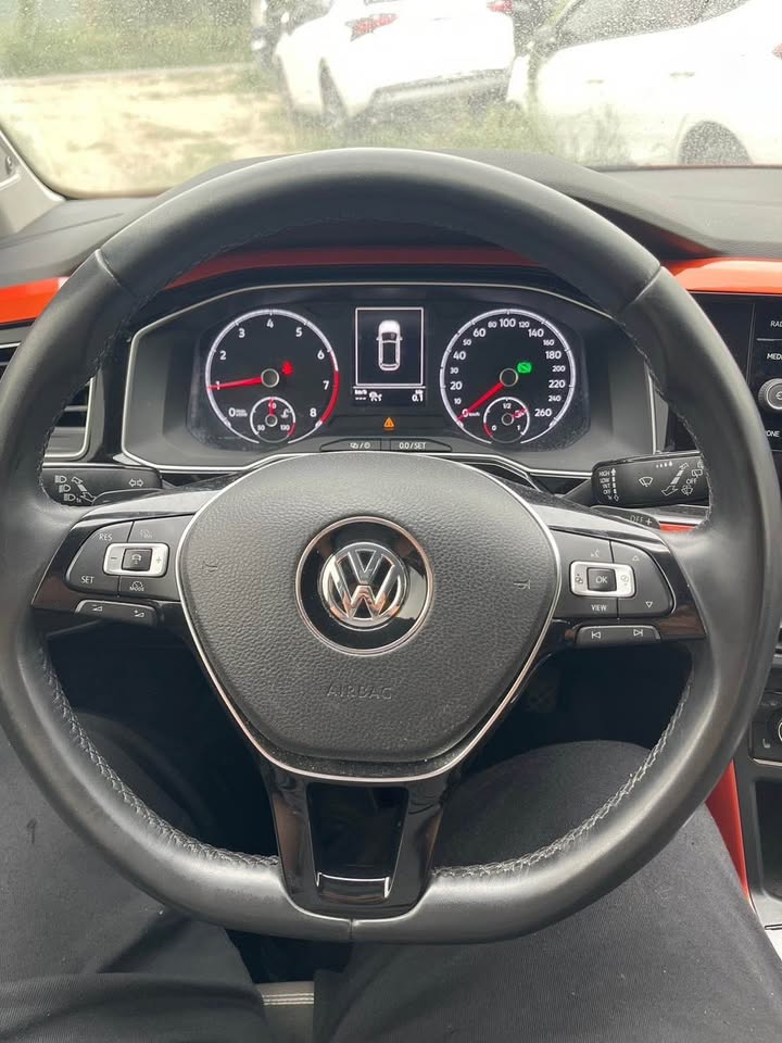 Volkswagen Polo 1.0 整車拆賣 二手零件照片 - Orange Garage