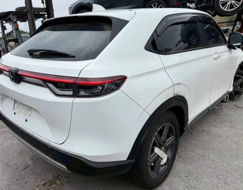 Honda HR-V 1.5 整車拆賣 二手零件照片 - Orange Garage