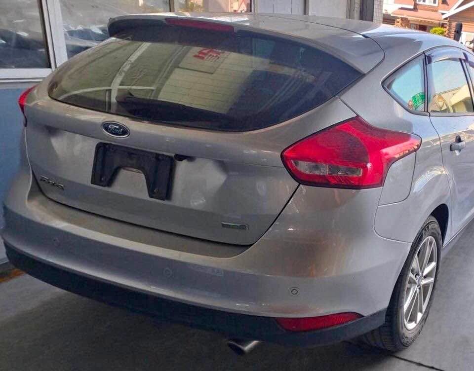 Ford Focus 1.5 整車拆賣 二手零件照片 - Orange Garage