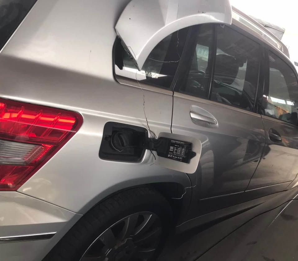 Mercedes-Benz GLK GLK 300 整車拆賣 二手零件照片 - Orange Garage