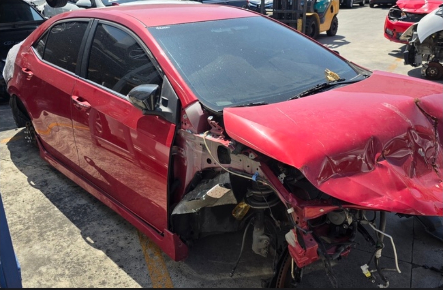 Toyota Corolla Altis 1.8 X 整車拆賣 二手零件照片 - Orange Garage