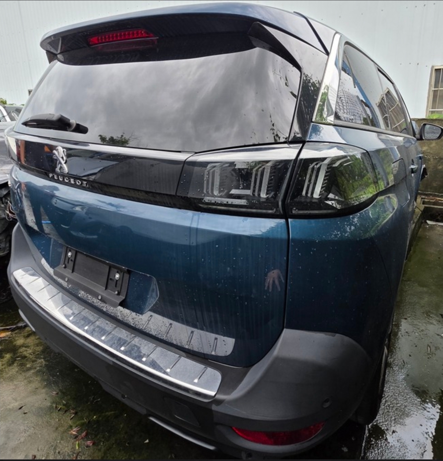 Peugeot 5008 1.6 PureTech GT 整車拆賣 二手零件照片 - Orange Garage