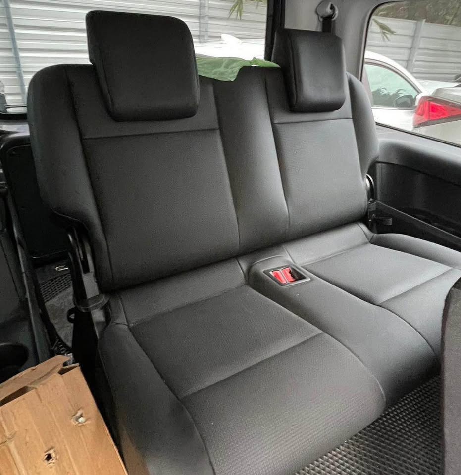 Volkswagen Caddy Maxi 整車拆賣 二手零件照片 - Orange Garage