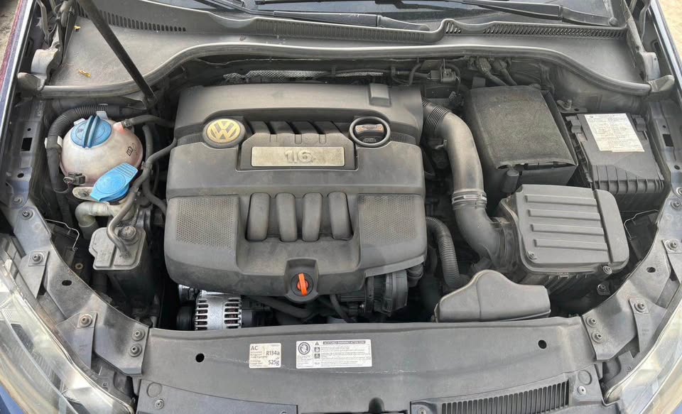 Volkswagen Golf Mk6 1.6 MPI 整車拆賣 二手零件照片 - Orange Garage