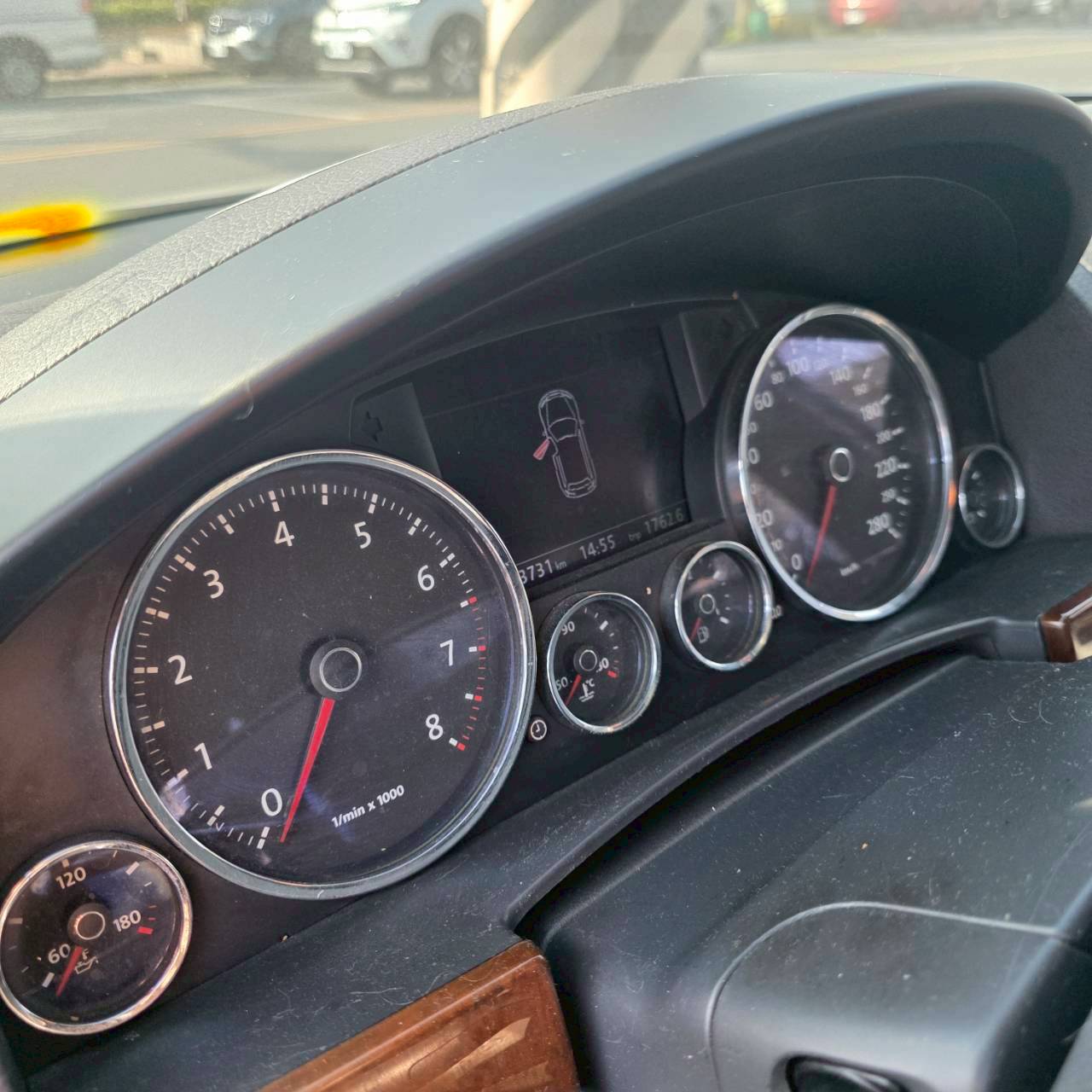 Volkswagen Touareg V6 整車拆賣 二手零件照片 - Orange Garage