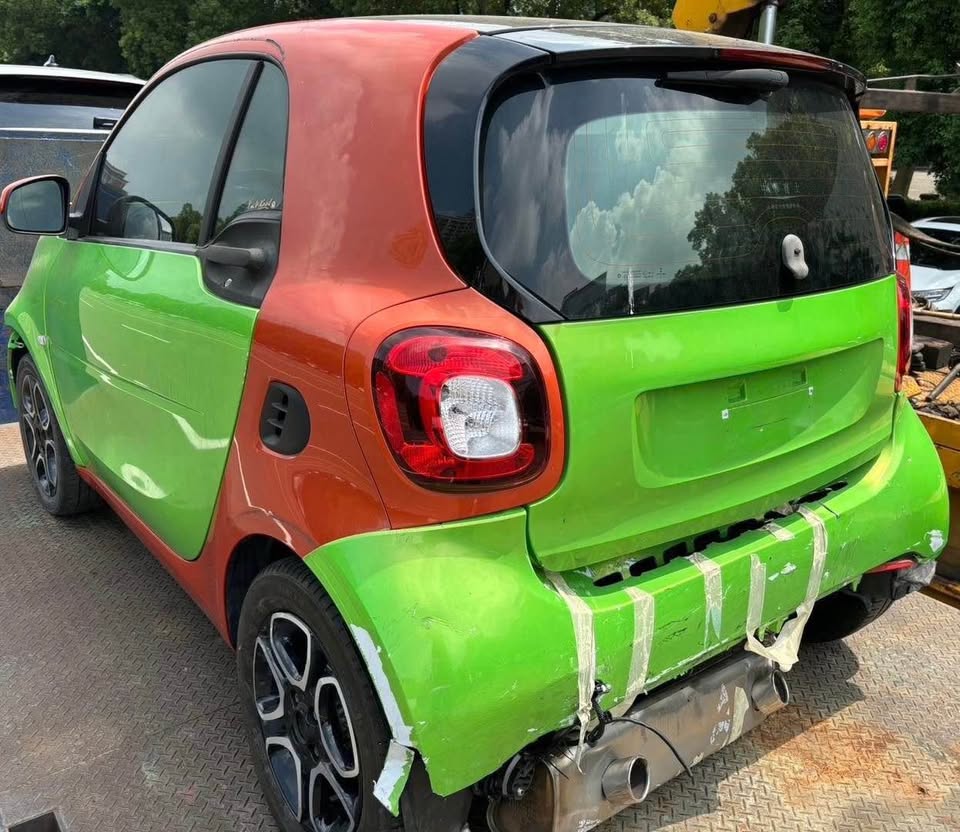 Smart Fortwo 90 Turbo 整車拆賣 二手零件照片 - Orange Garage