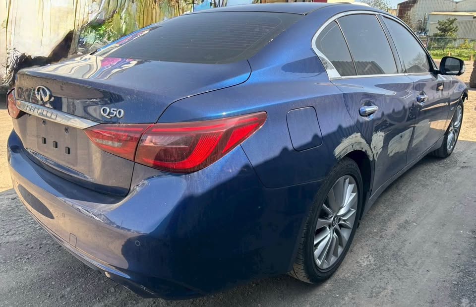 Infiniti Q50 2.0t 整車拆賣 二手零件照片 - Orange Garage