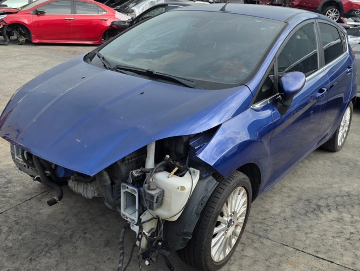Ford Fiesta 1.5 整車拆賣 二手零件照片 - Orange Garage