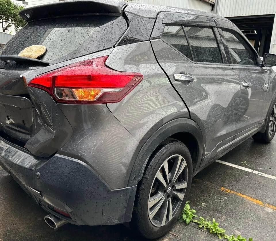 Nissan Kicks 整車拆賣 二手零件照片 - Orange Garage