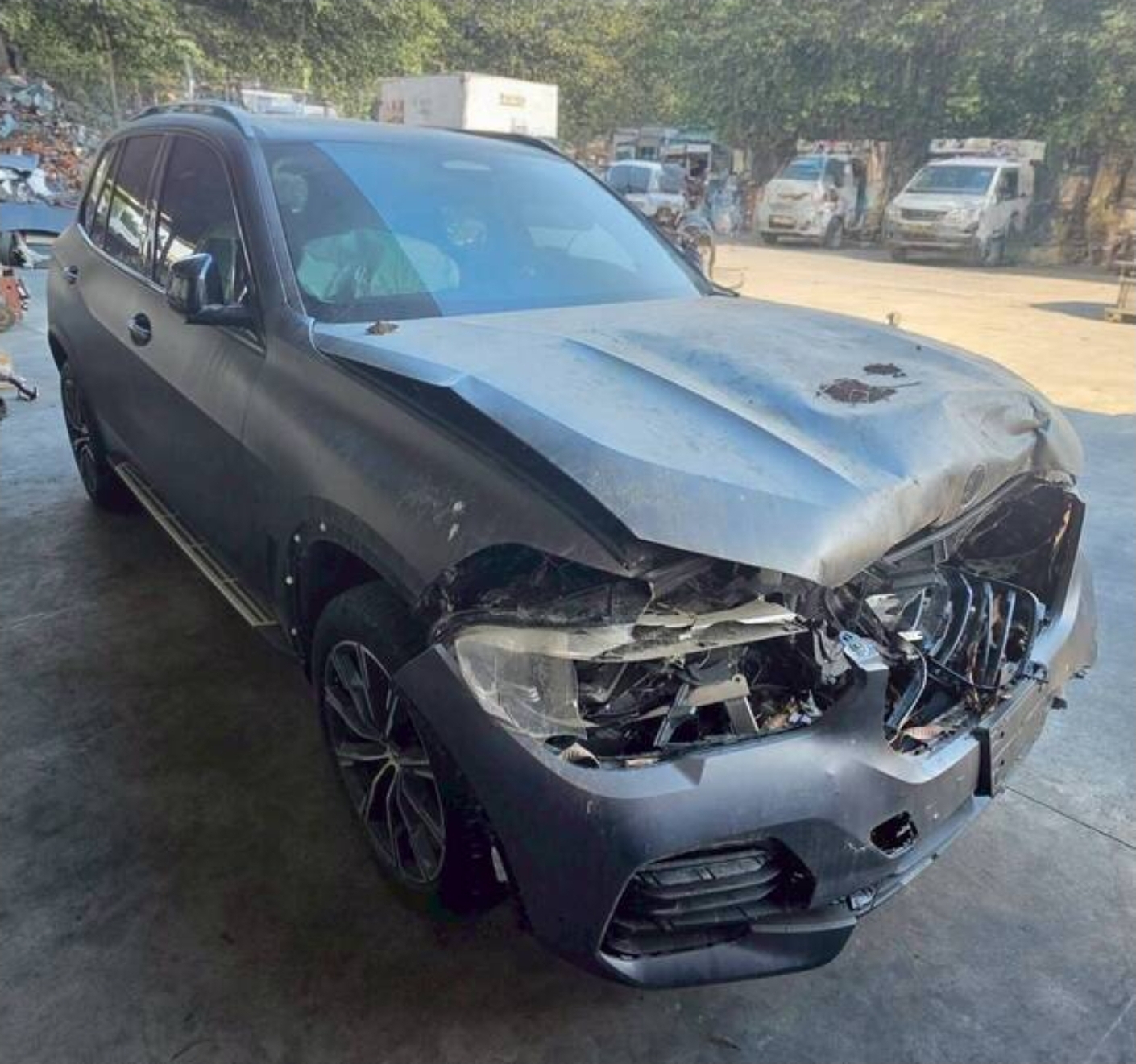 BMW X5 25d 整車拆賣 二手零件照片 - Orange Garage