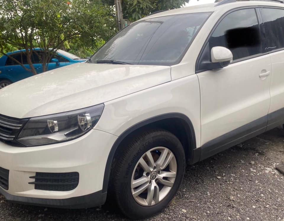 Volkswagen Tiguan 2.0 整車拆賣 二手零件照片 - Orange Garage
