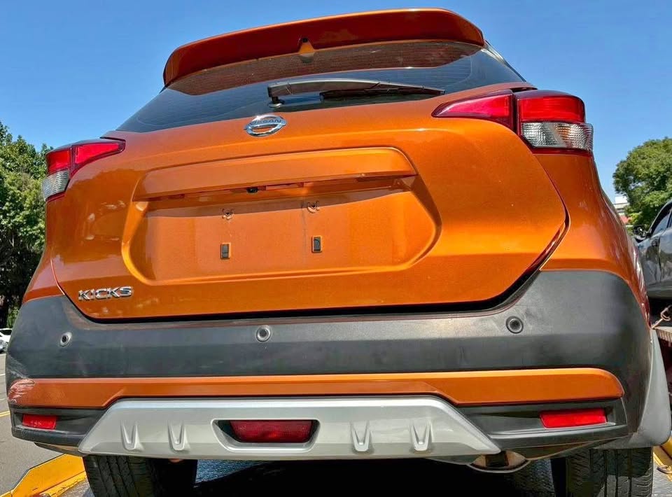 Nissan Kicks 1.5 整車拆賣 二手零件照片 - Orange Garage