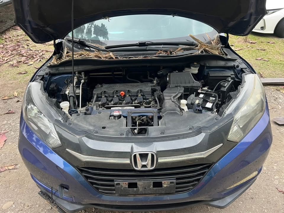 Honda HR-V 1.8 整車拆賣 二手零件照片 - Orange Garage