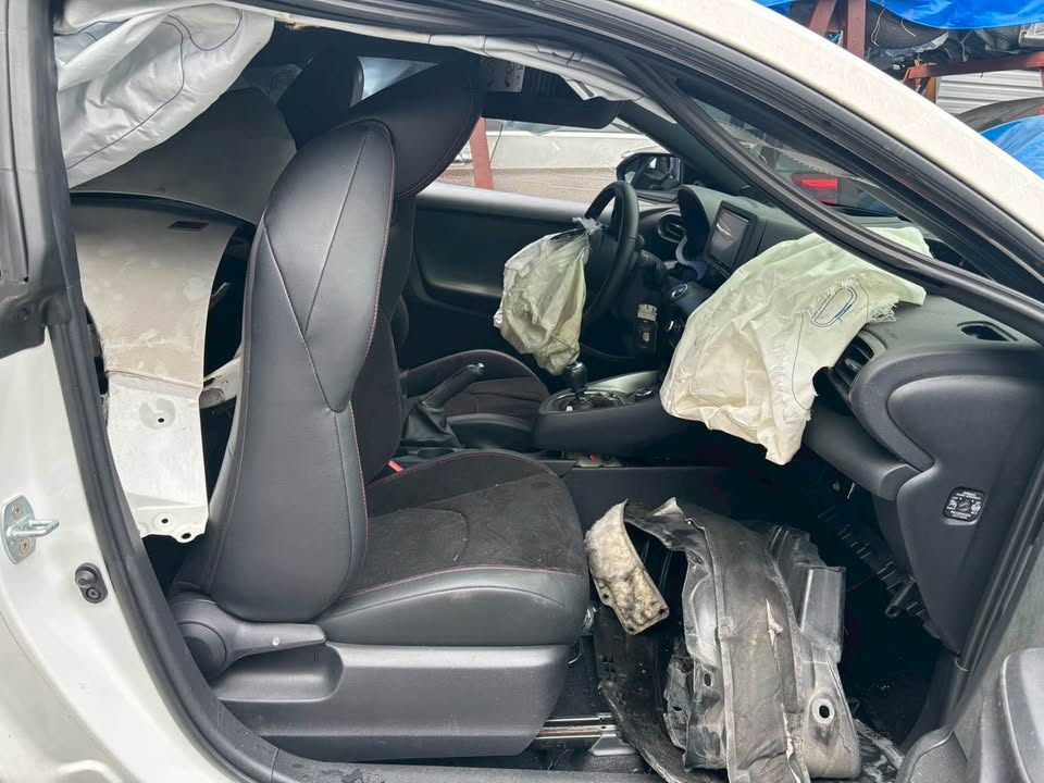 Toyota Yaris GR Yaris 整車拆賣 二手零件照片 - Orange Garage