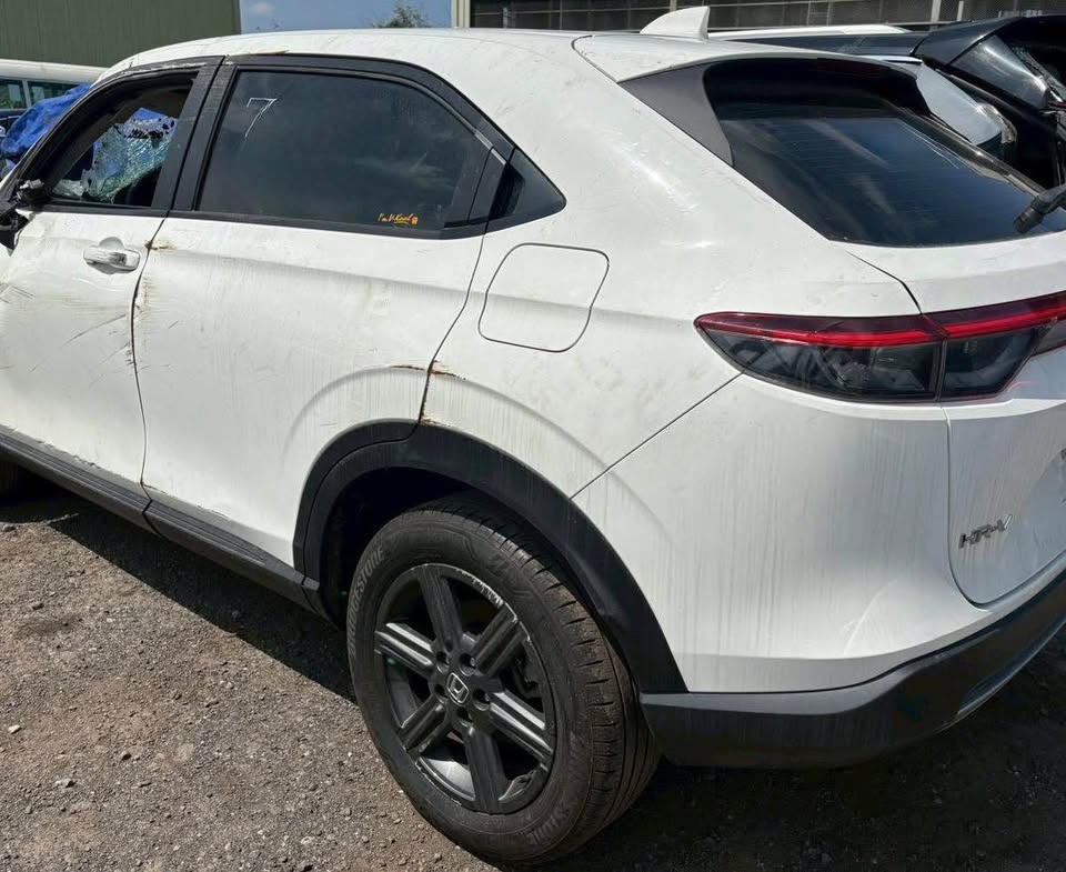 Honda HR-V 1.5 整車拆賣 二手零件照片 - Orange Garage