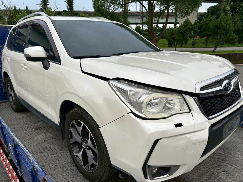 Subaru Forester 2.0 XT 整車拆賣 二手零件照片 - Orange Garage
