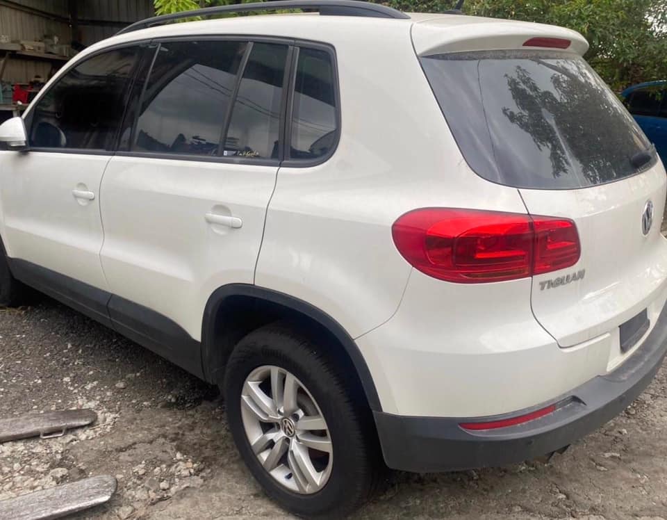 Volkswagen Tiguan 2.0 整車拆賣 二手零件照片 - Orange Garage