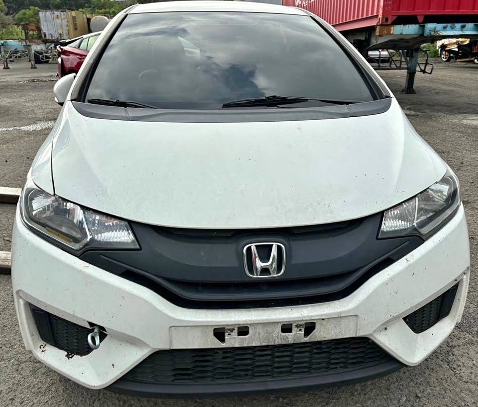 Honda Fit 1.5 整車拆賣 二手零件照片 - Orange Garage