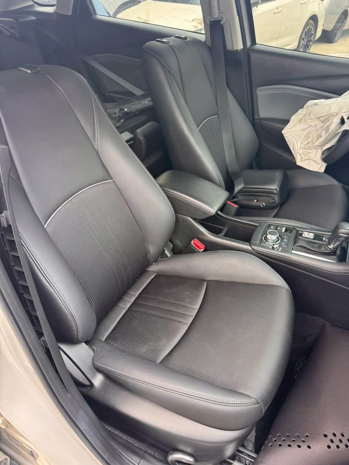 Mazda CX-3 2.0 整車拆賣 二手零件照片 - Orange Garage