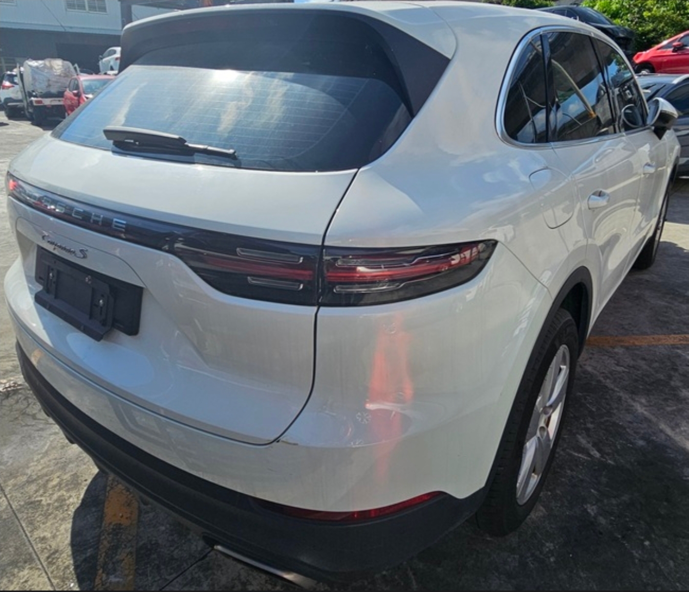 Porsche Cayenne V6 整車拆賣 二手零件照片 - Orange Garage