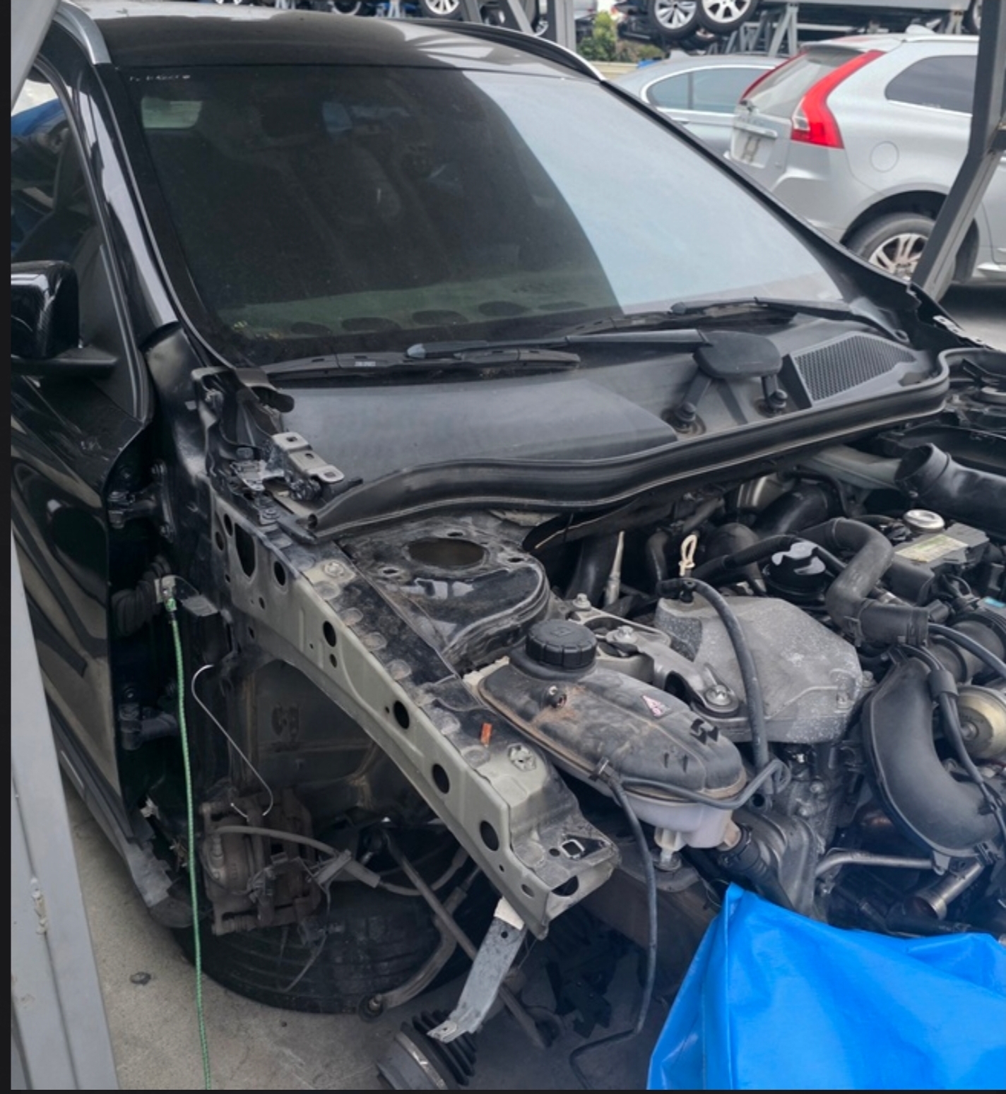 Mercedes-Benz GLA 200 整車拆賣 二手零件照片 - Orange Garage