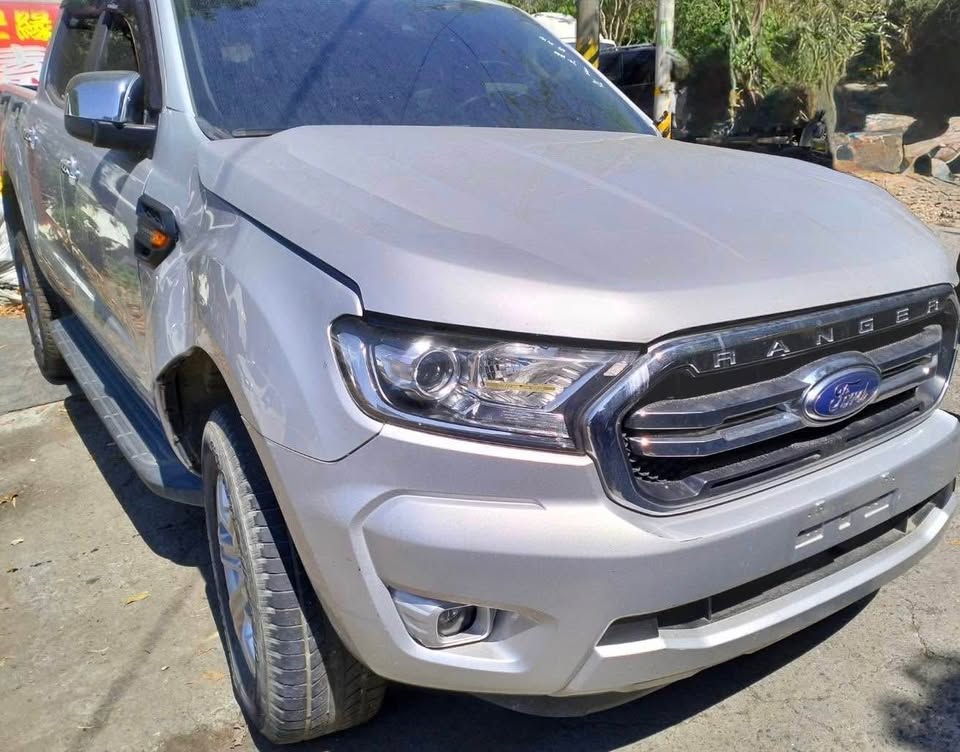 Ford Ranger 2.0 整車拆賣 二手零件照片 - Orange Garage