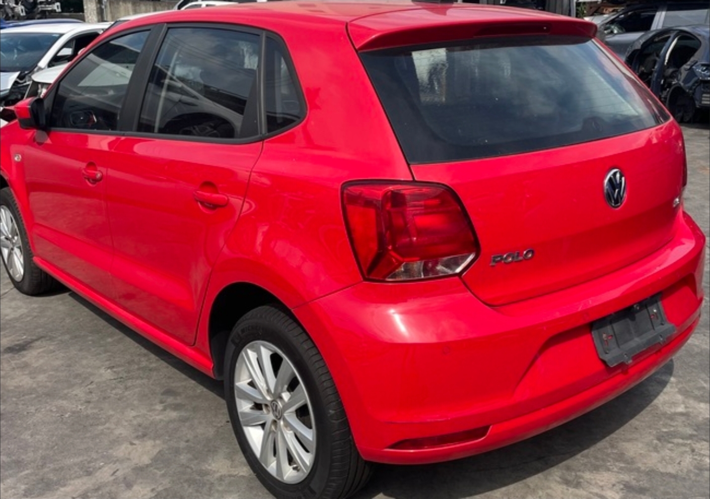 Volkswagen Polo 1.6 整車拆賣 二手零件照片 - Orange Garage