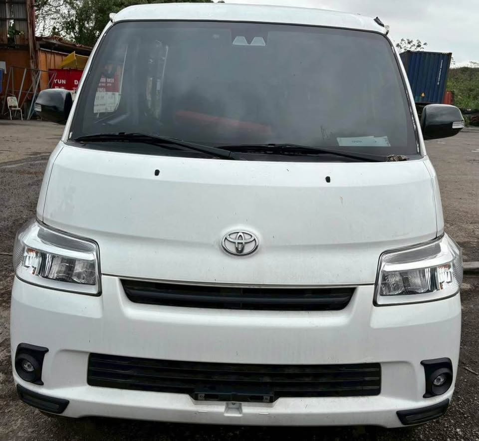 Toyota Town Ace Van 1.5 整車拆賣 二手零件照片 - Orange Garage