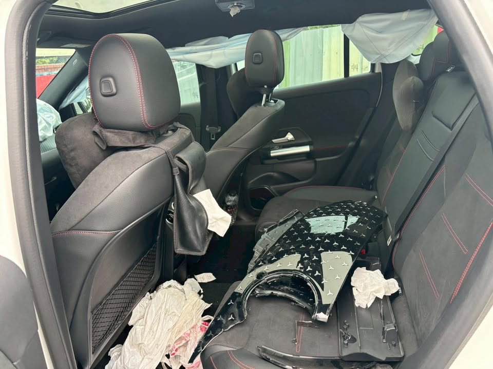 Mercedes-Benz EQA 250 整車拆賣 二手零件照片 - Orange Garage