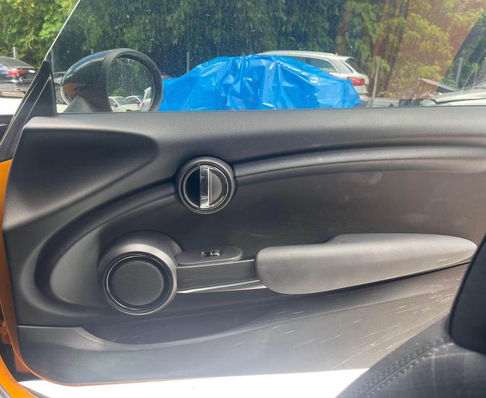 Mini Hatch 1.5 整車拆賣 二手零件照片 - Orange Garage