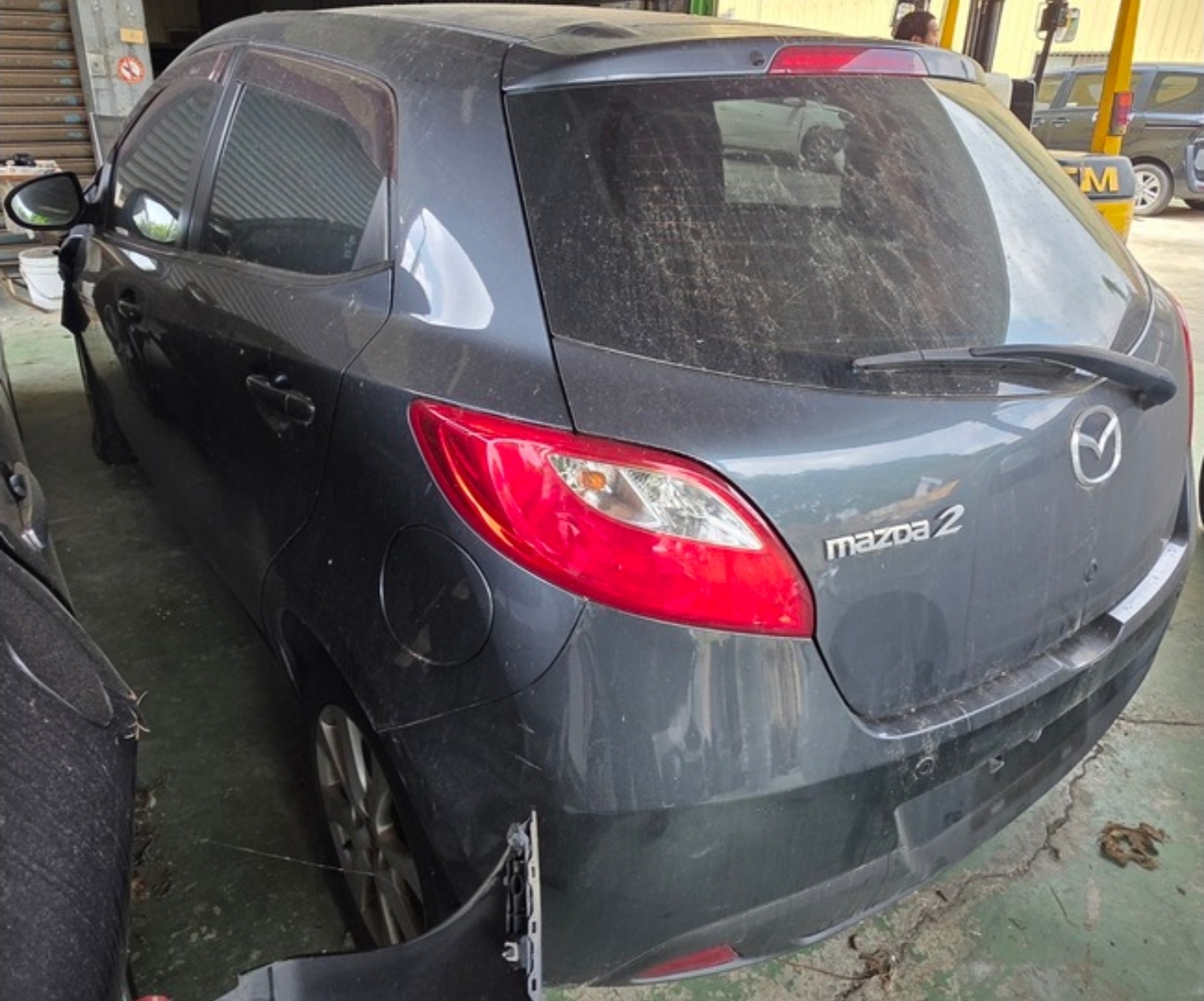 Mazda 2 1.5 整車拆賣 二手零件照片 - Orange Garage